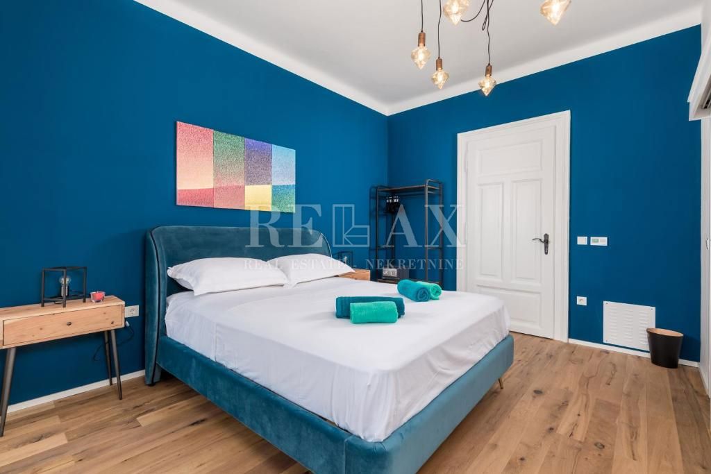 Opatija - prenovljeno stanovanje, 200 m od morja