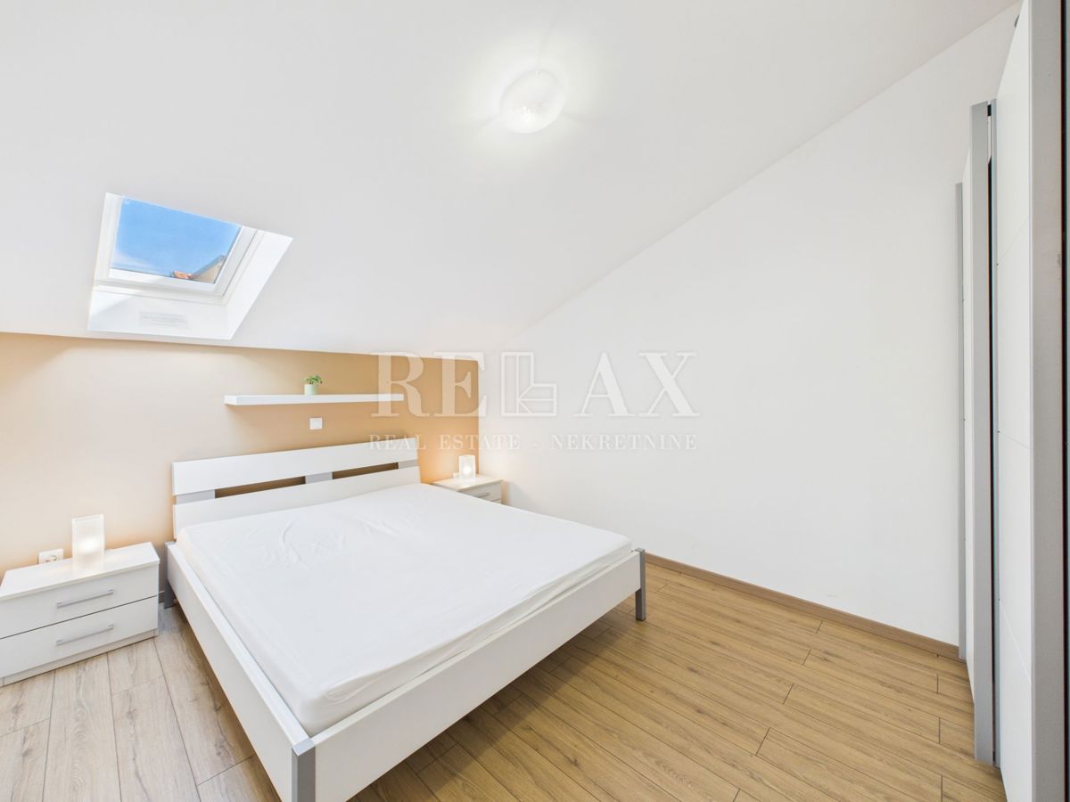 Crikvenica - apartma v 1. vrsti do morja, 2 spalnici