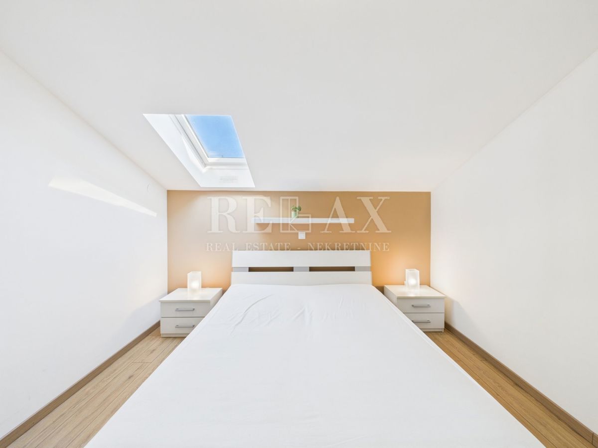 Crikvenica - apartma v 1. vrsti do morja, 2 spalnici