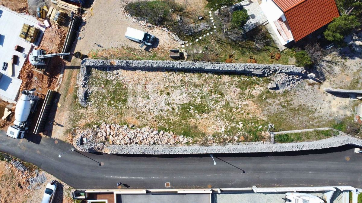 Povile - gradnja se je začela v bližini morja