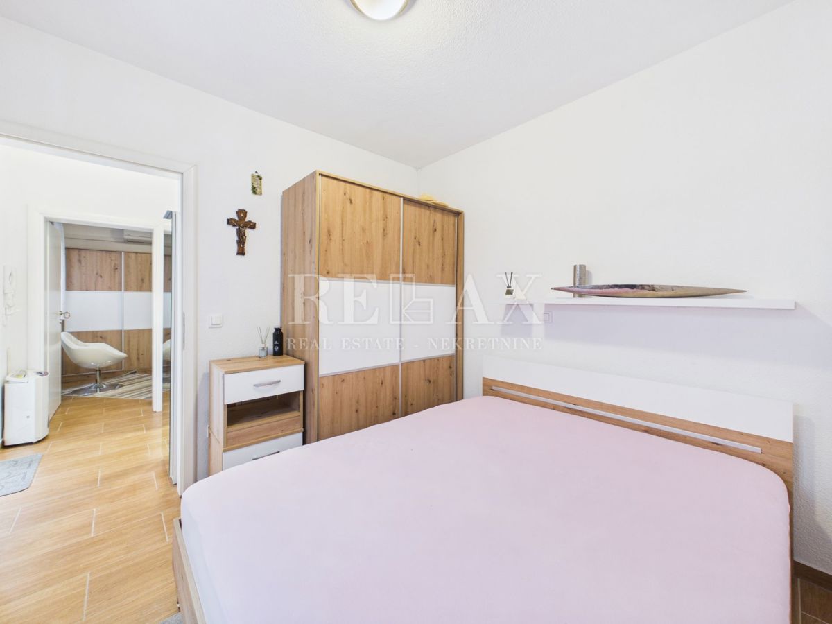 Crikvenica - dva apartmaja v centru