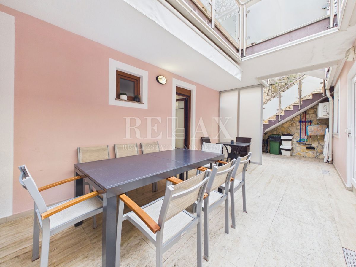 Crikvenica - dva apartmaja v centru