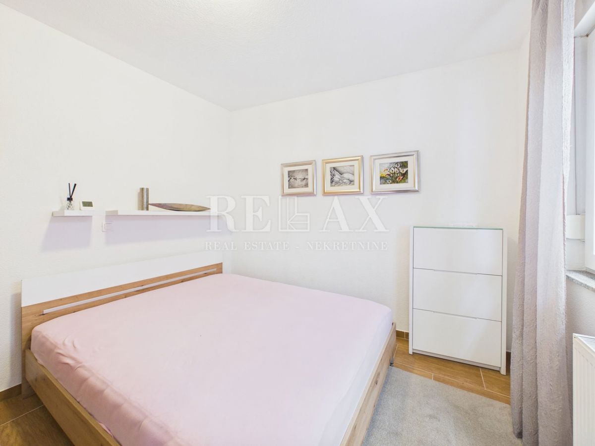 Crikvenica - dva apartmaja v centru