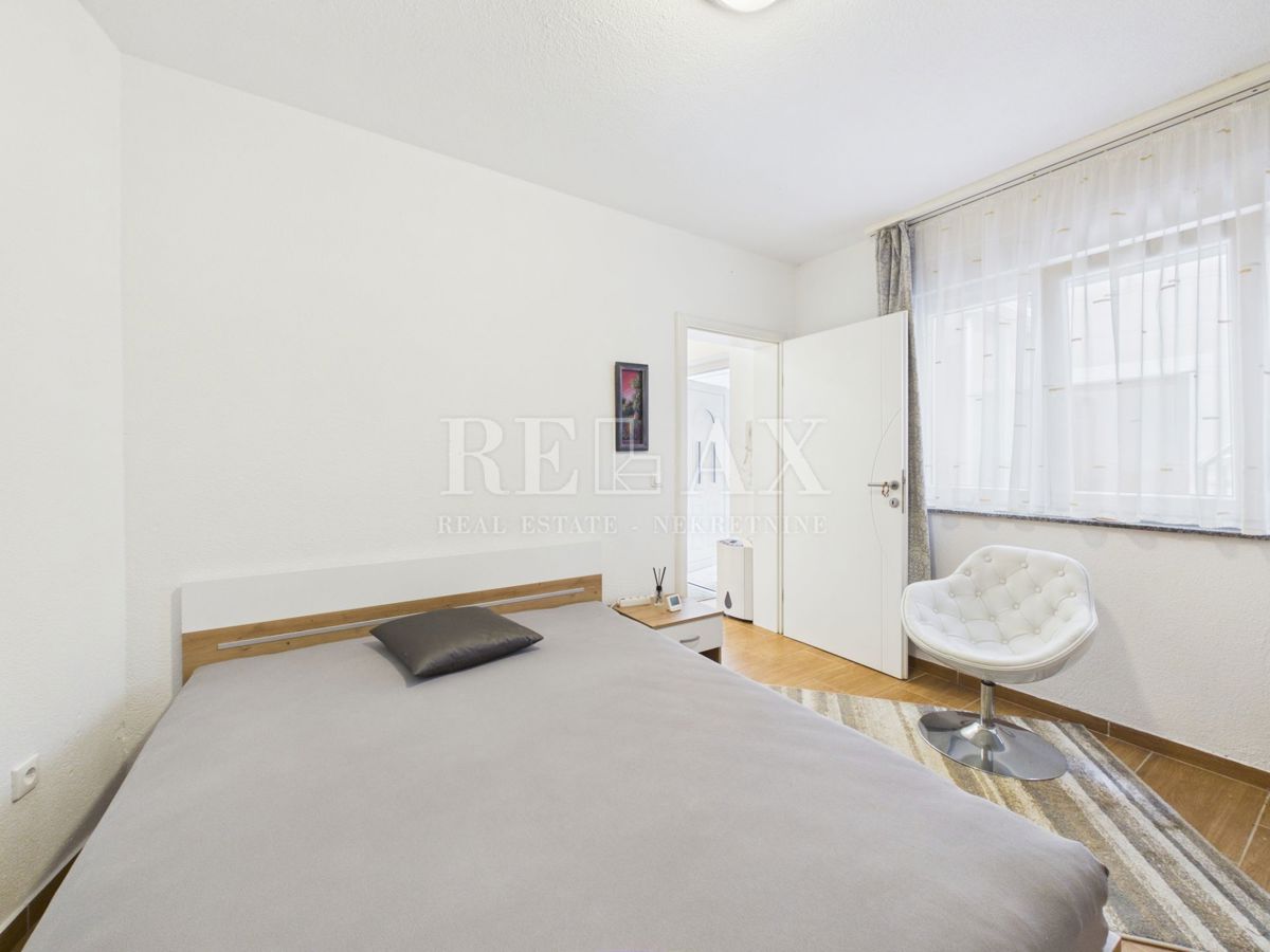 Crikvenica - dva apartmaja v centru