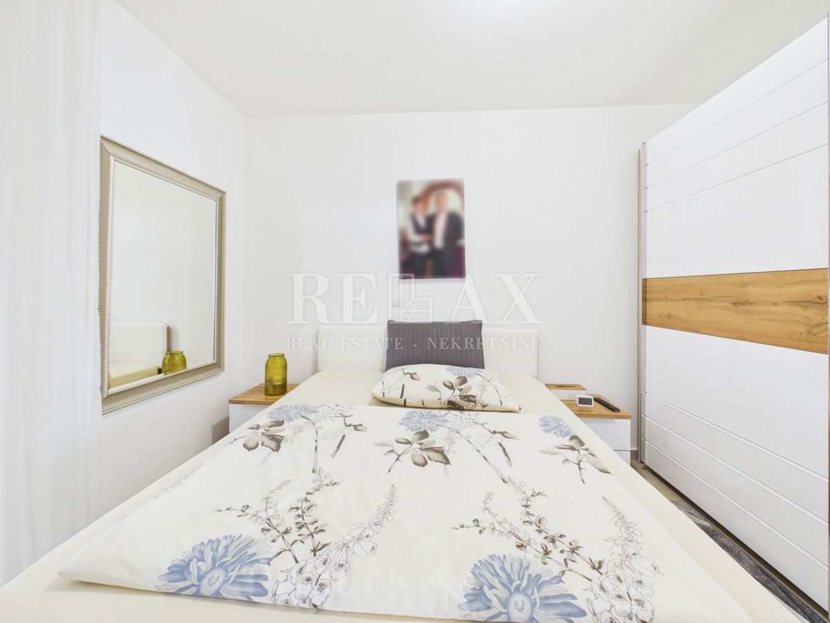 Crikvenica - dva apartmaja v centru