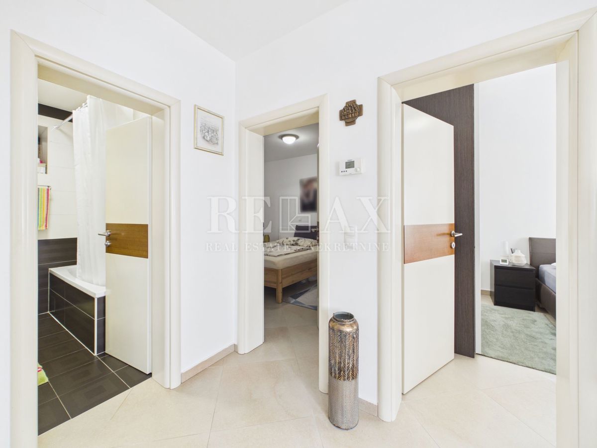 Crikvenica - dva apartmaja v centru