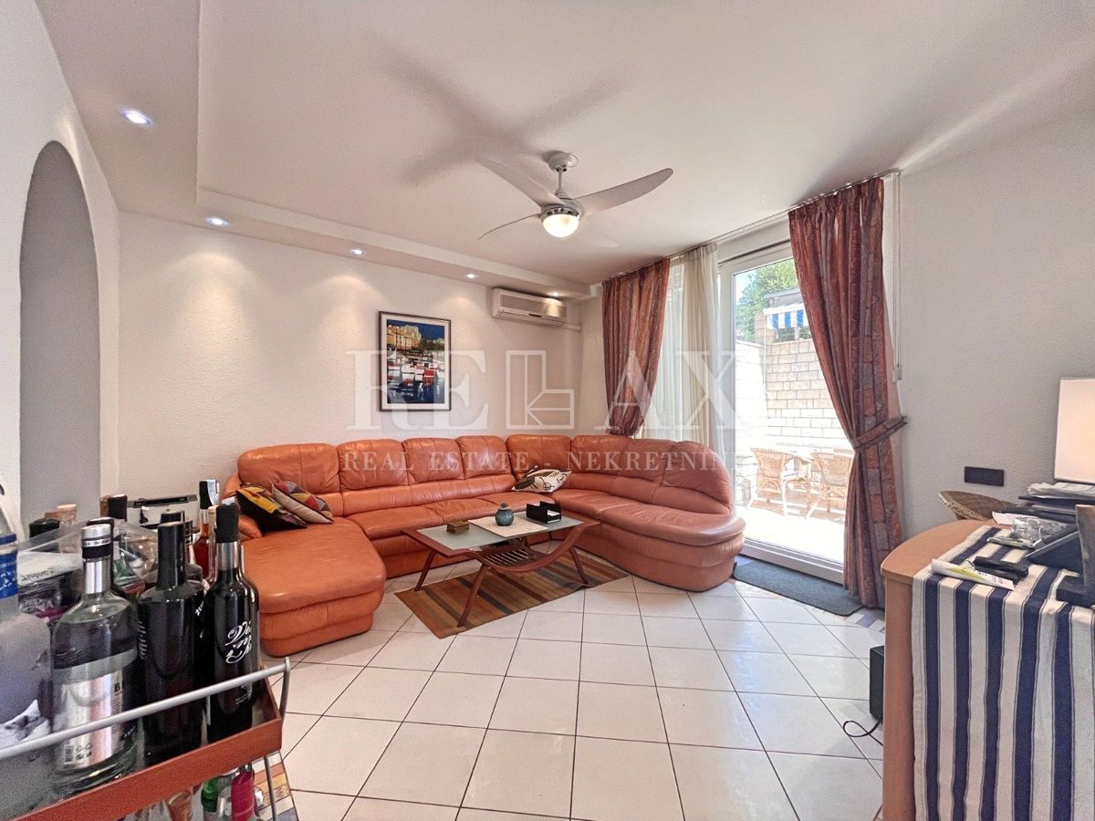 Selce - apartma z velikim vrtom in žarom