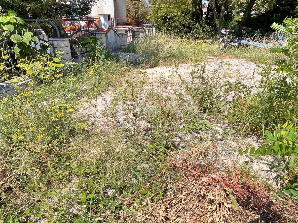 Selce - apartma z velikim vrtom in žarom