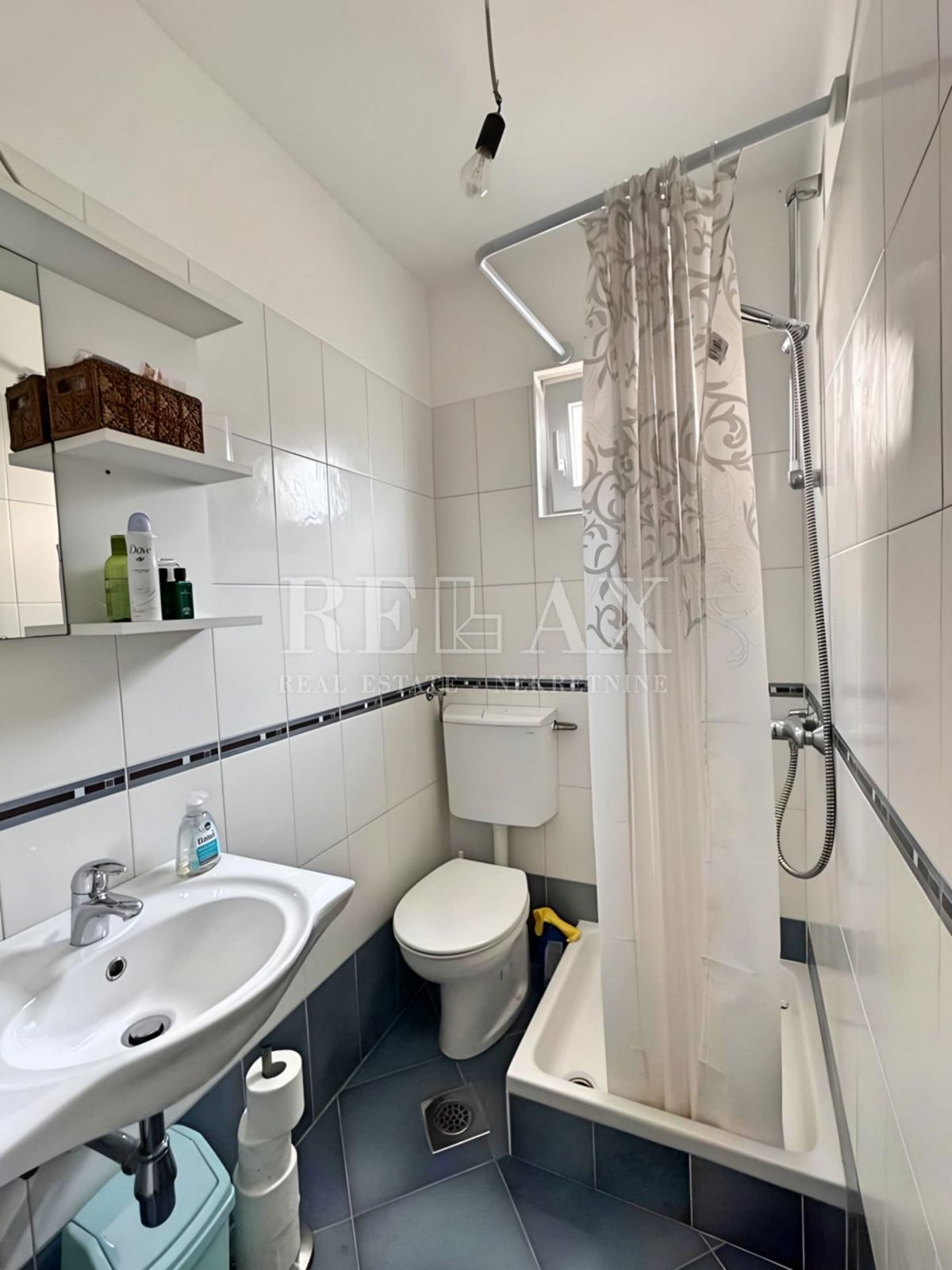 Novi Vinodolski, Klenovica - Apartma druga vrsta do morja