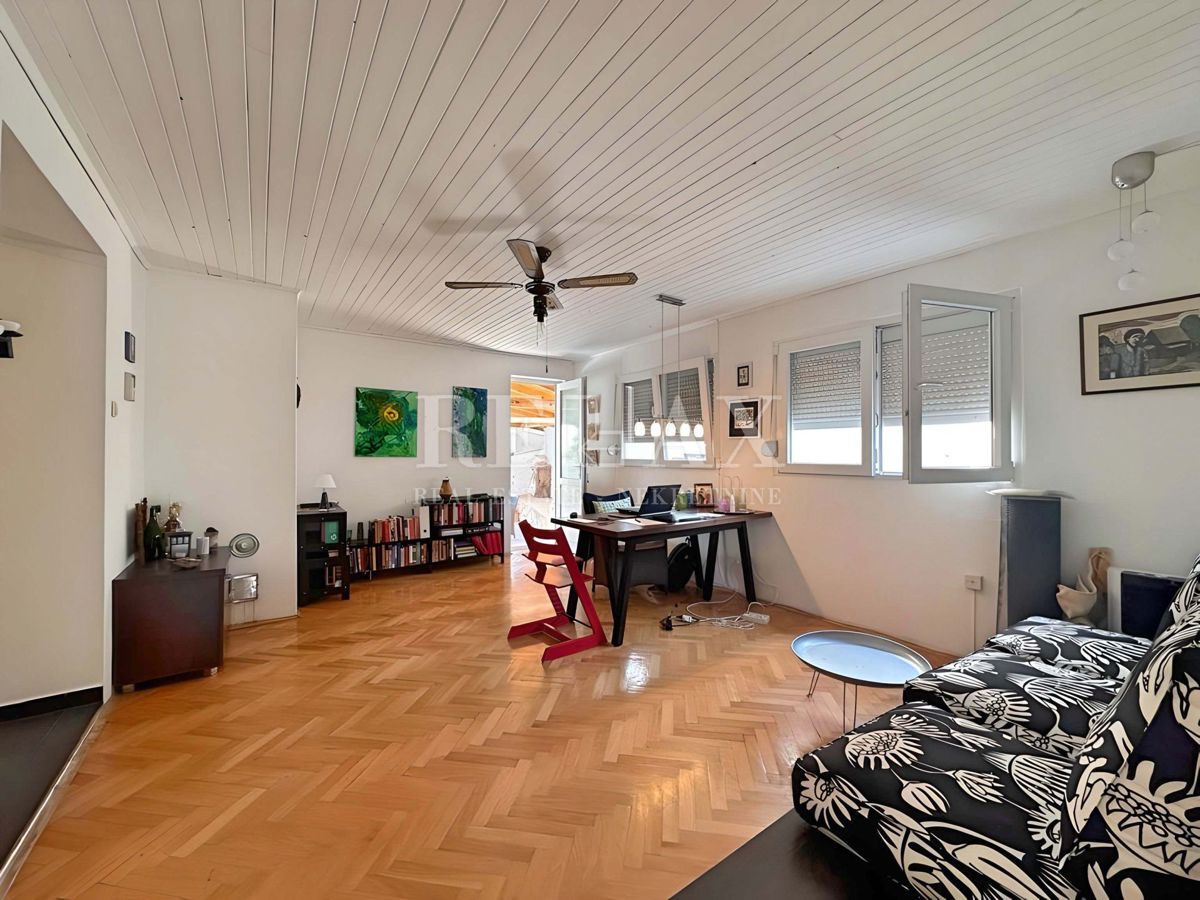 Novi Vinodolski, Klenovica - Apartma druga vrsta do morja