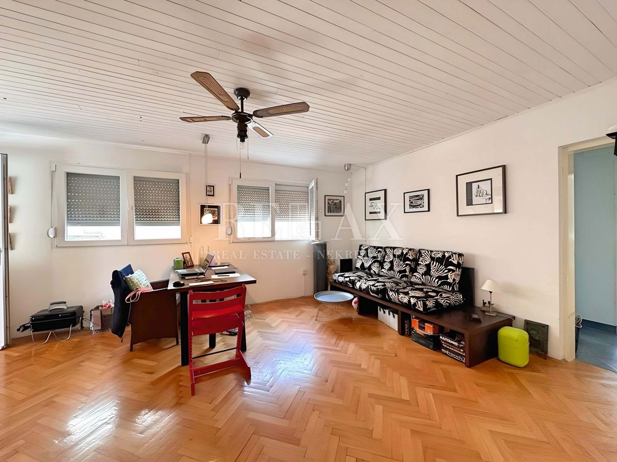 Novi Vinodolski, Klenovica - Apartma druga vrsta do morja