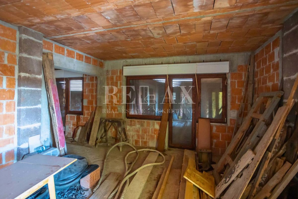 Jadranovo - Hiša za investicijo