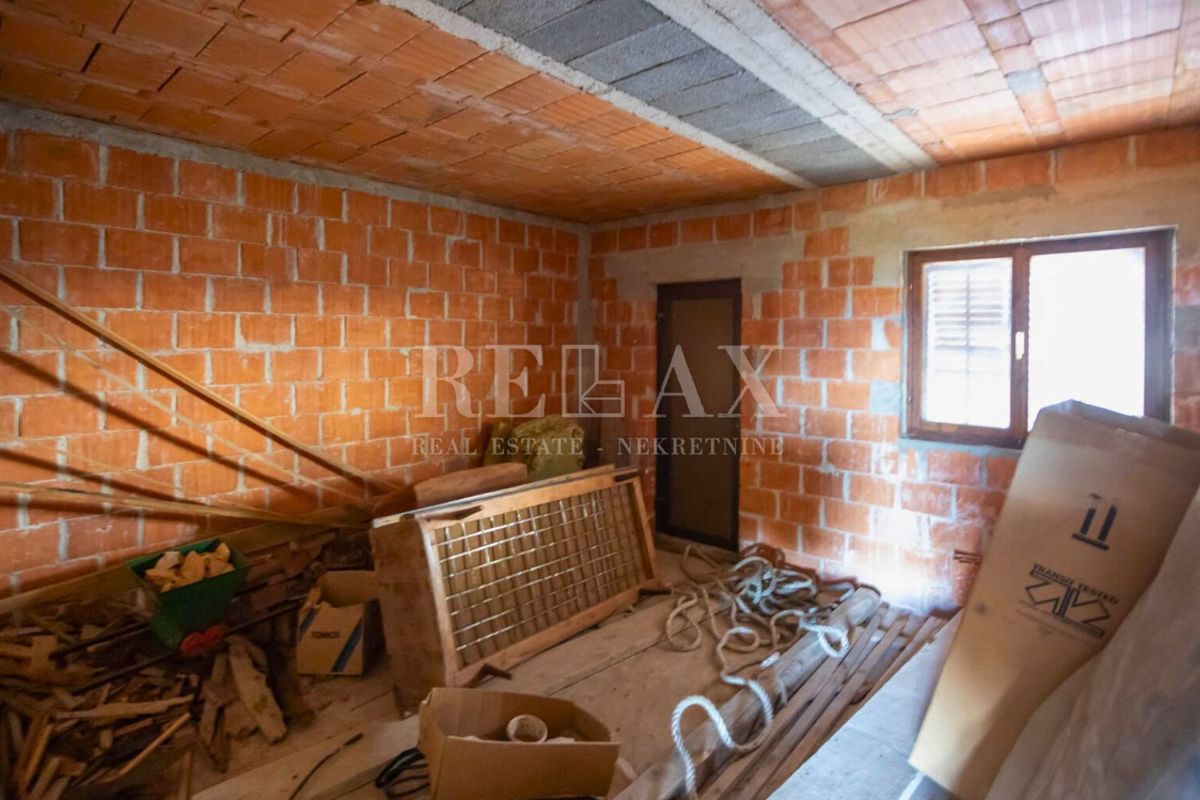 Jadranovo - Hiša za investicijo