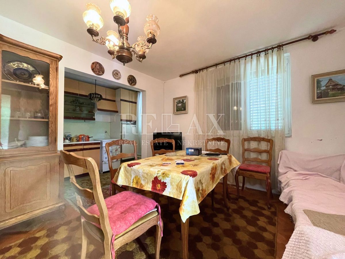Bribir - hiša z dvema stanovanjema v bližini vseh objektov