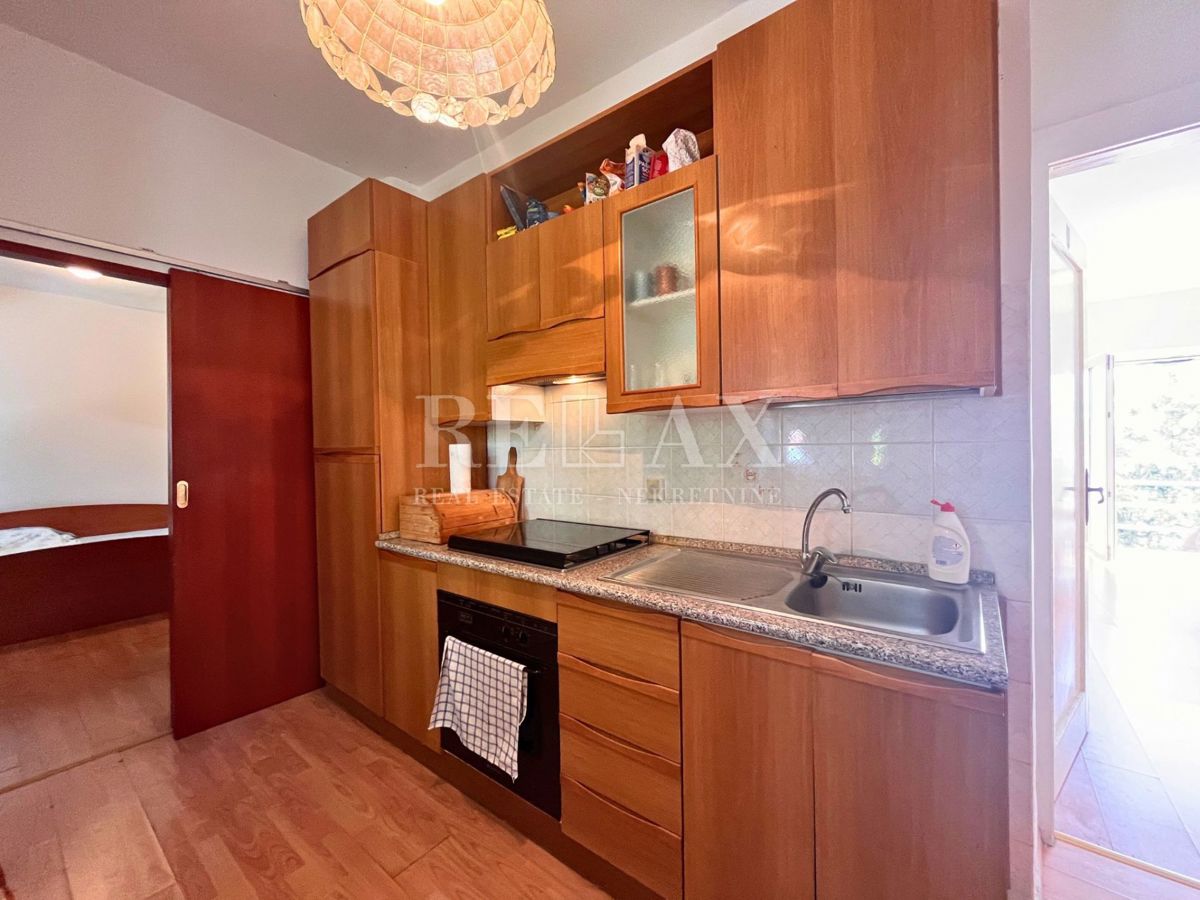 Novi Vinodolski - apartma v prvi vrsti do morja