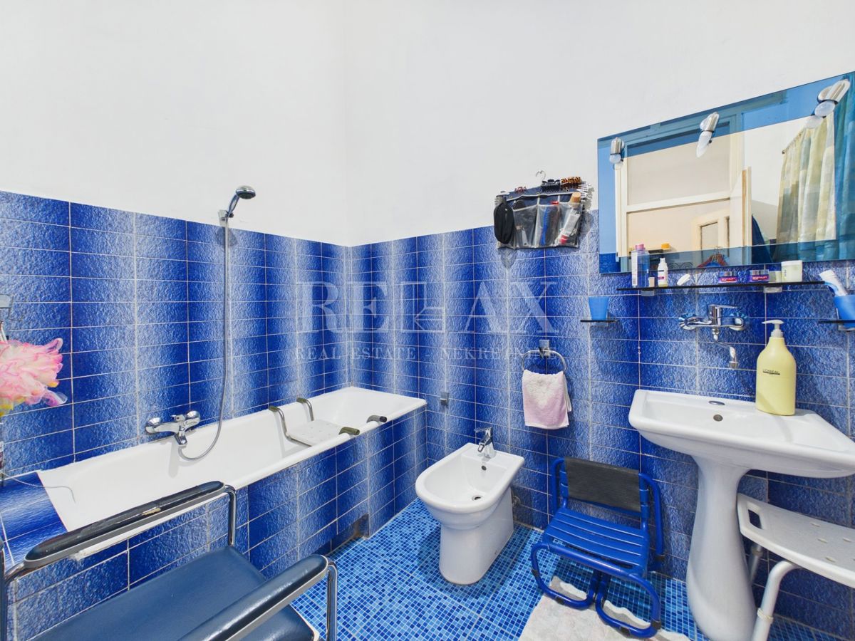 Reka - štirisobno klasično stanovanje v samem centru, 134,67 m2