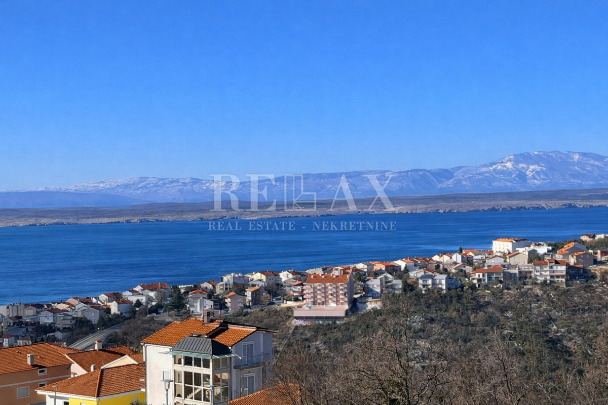 Crikvenica - novozgrajena hiša s 4 apartmaji, bazenom in pogledom na morje
