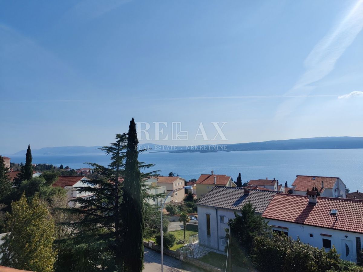 CRIKVENICA - Apartmajska hiša na odlični lokaciji s pogledom na morje