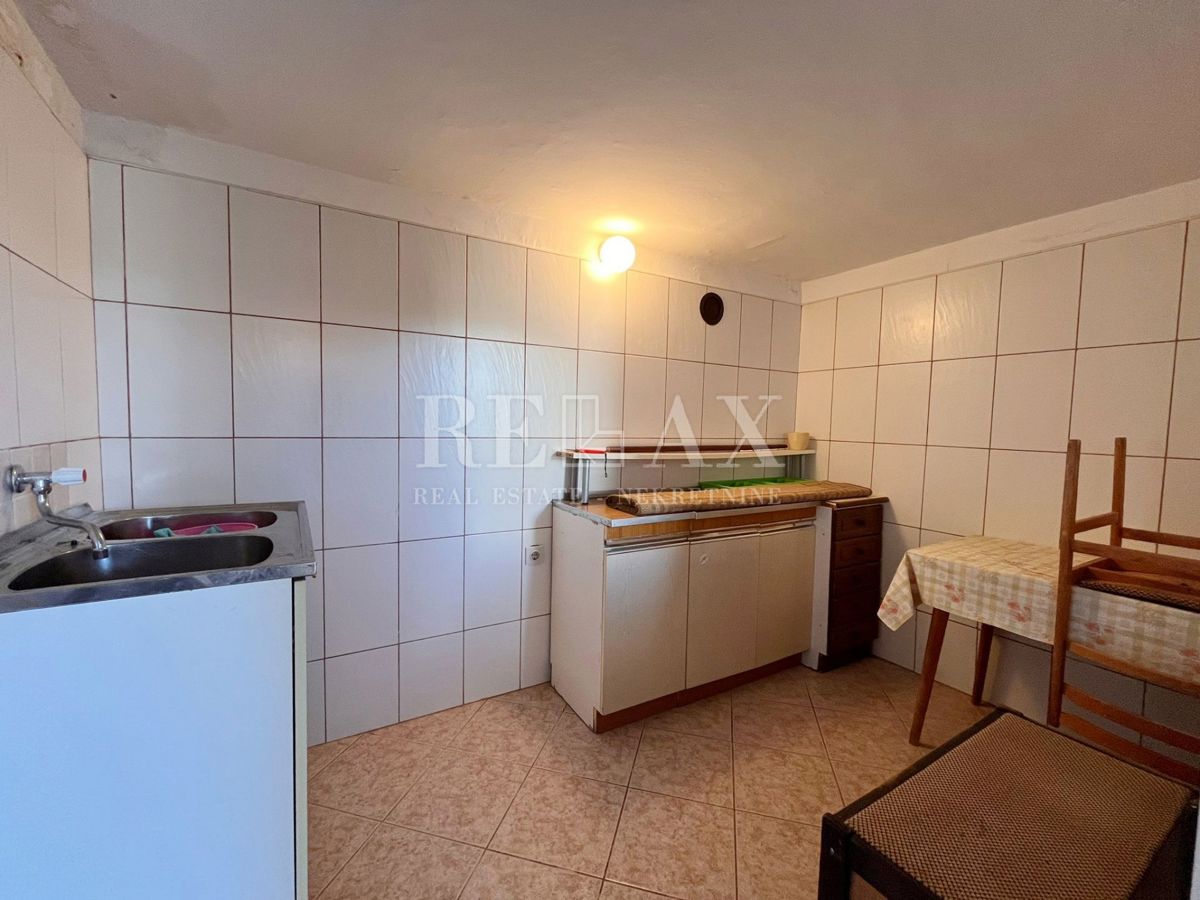 Novi Vinodolski, Smokvica Krmpotska-stanovanje 120 m od morja