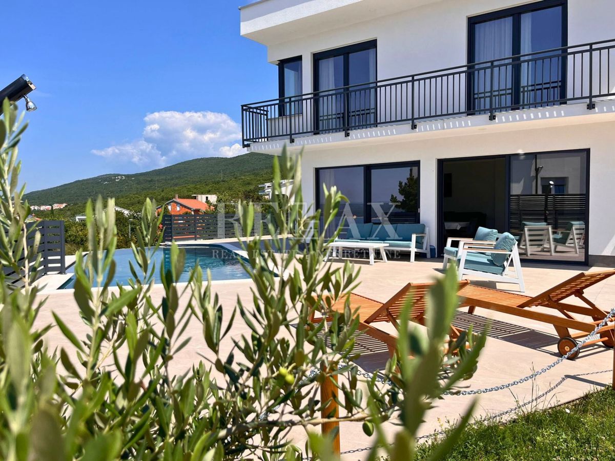 Crikvenica - Luksuzna vila z bazenom