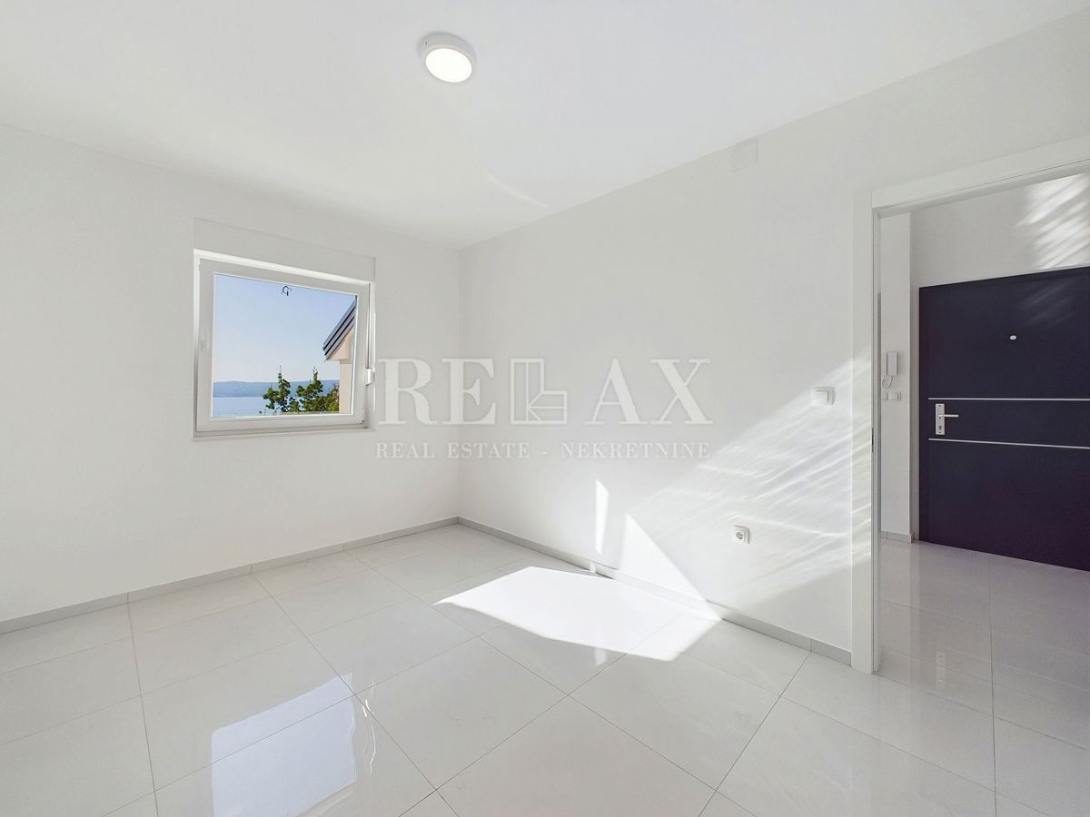 Crikvenica - apartma z balkonom in pogledom na morje