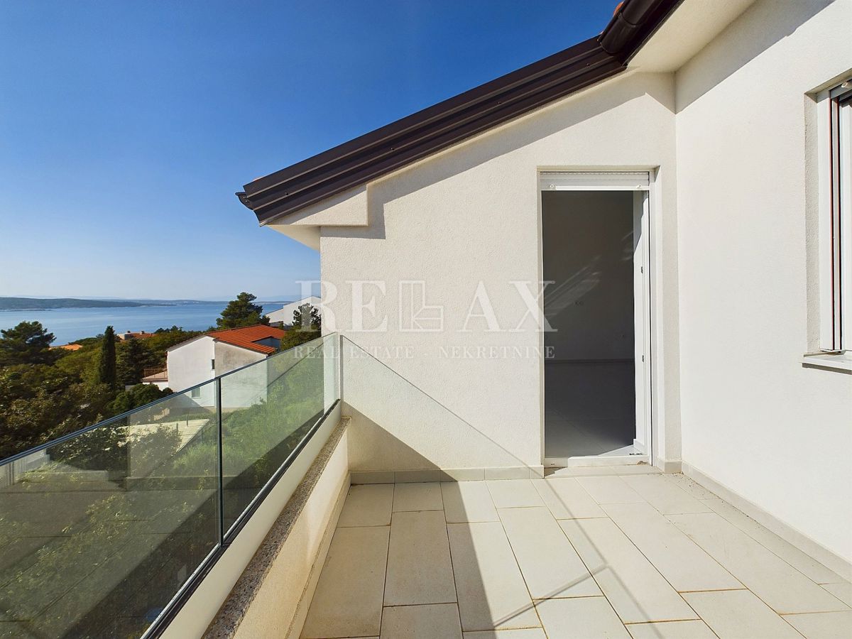 Crikvenica - apartma z balkonom in pogledom na morje