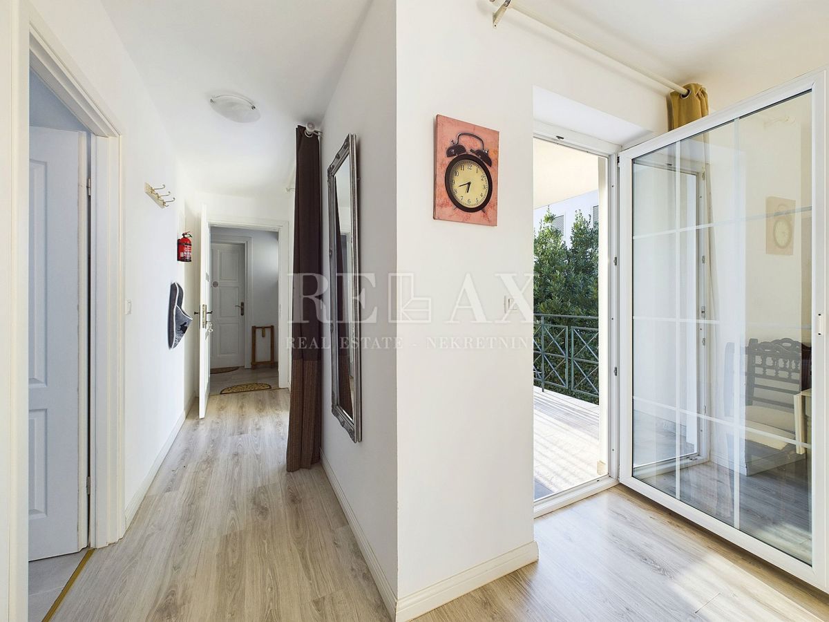 Crikvenica - apartma v drugi vrsti do morja
