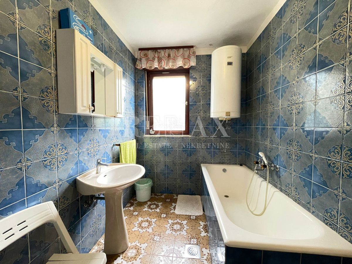 Crikvenica - prostorna samostojna hiša z veliko ponudbo