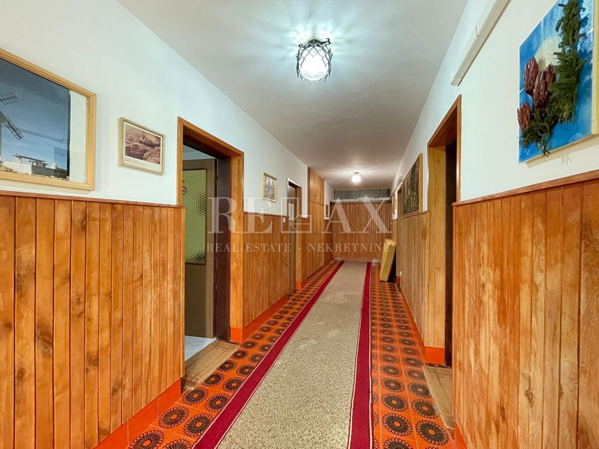 Crikvenica - prostorna samostojna hiša z veliko ponudbo