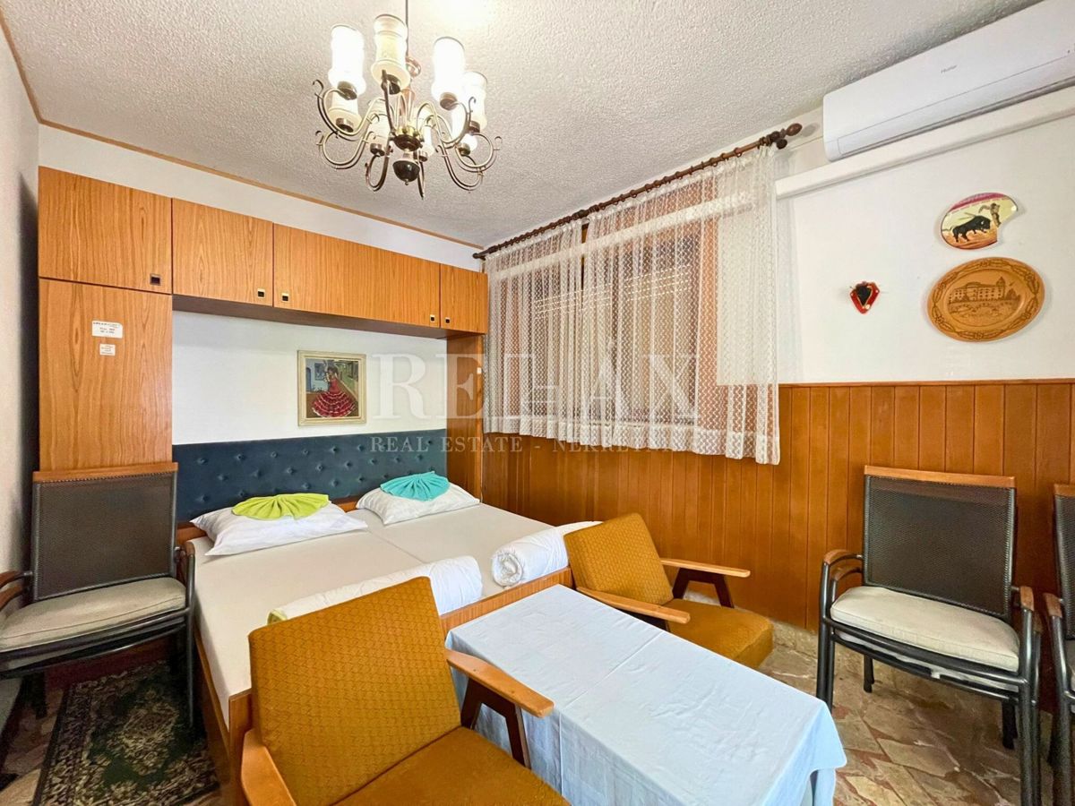 Crikvenica - prostorna samostojna hiša z veliko ponudbo