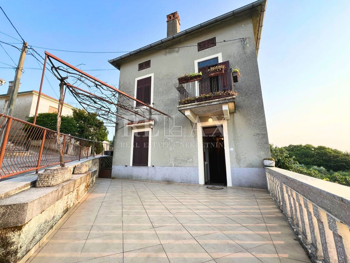 Otok Krk, Dobrinj - samostojna hiša z vrtom