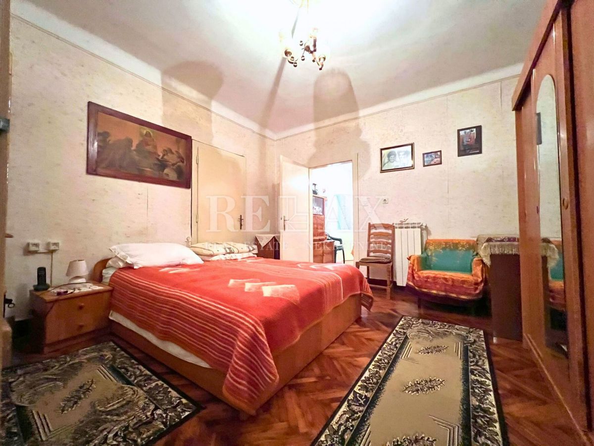 Otok Krk, Dobrinj - samostojna hiša z vrtom