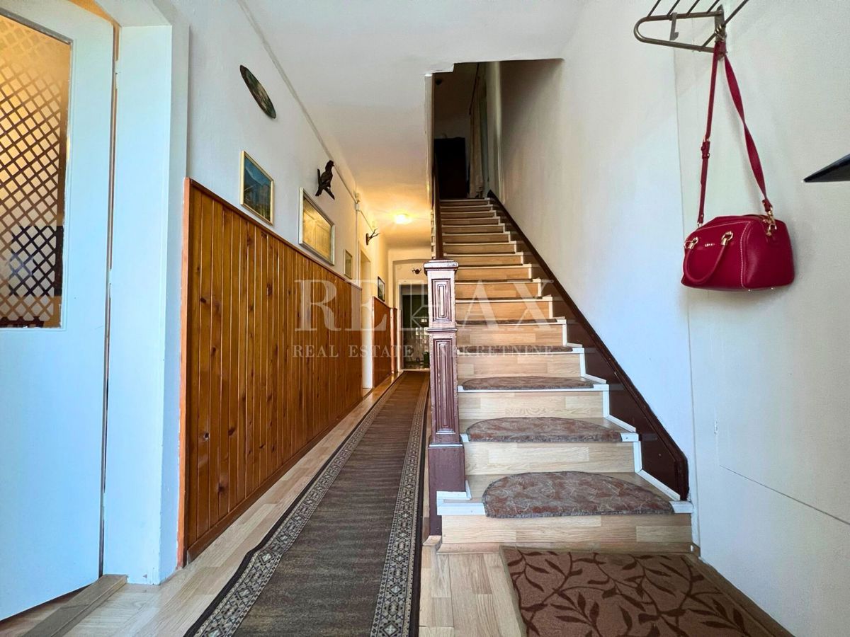 Otok Krk, Dobrinj - samostojna hiša z vrtom