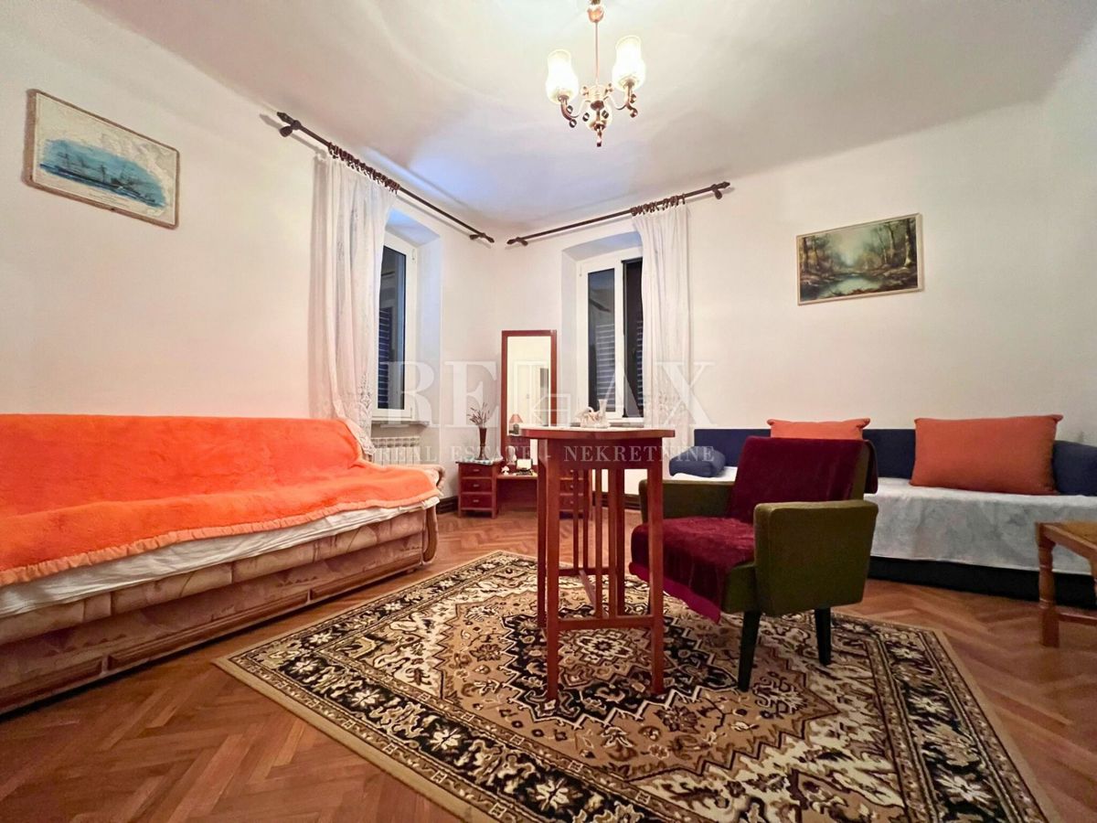 Otok Krk, Dobrinj - samostojna hiša z vrtom