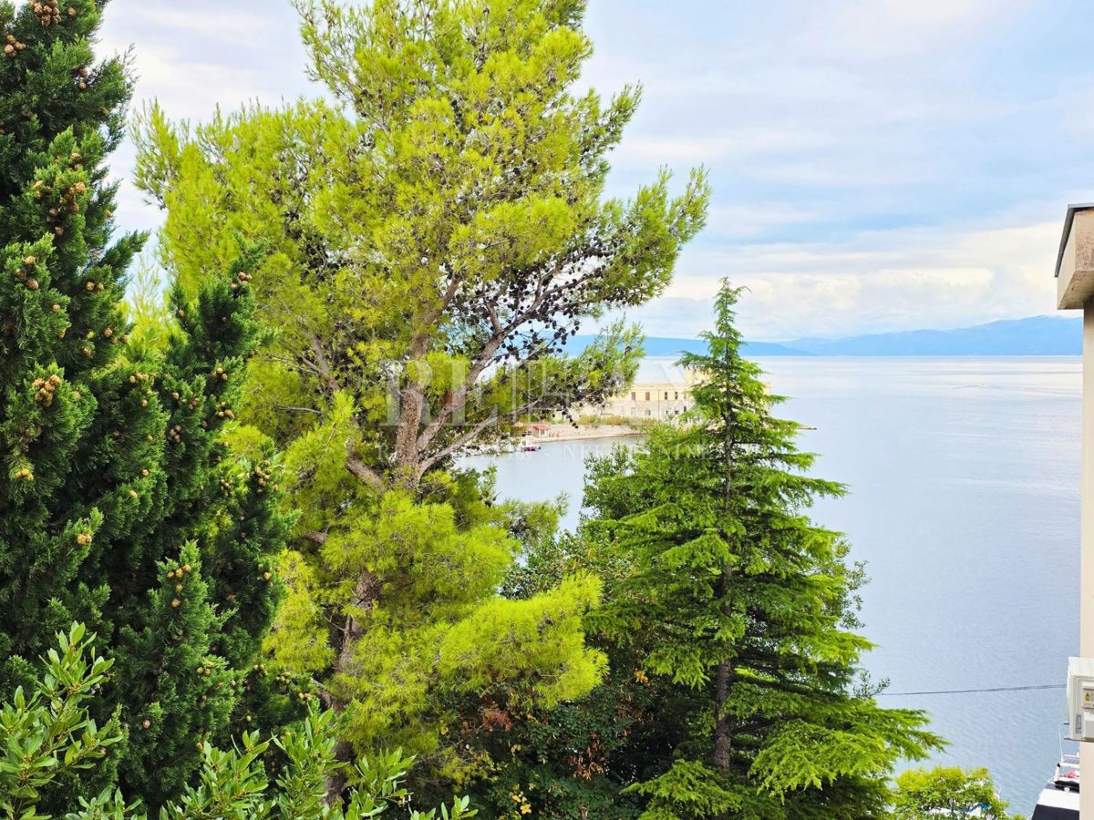 Kraljevica - prostoren studio apartma 50 m od plaže