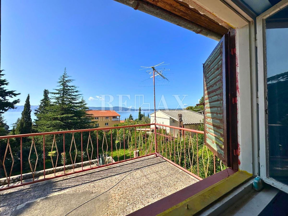 Novi Vinodolski - nepremičnina na odlični lokaciji, 2. vrsta od morja