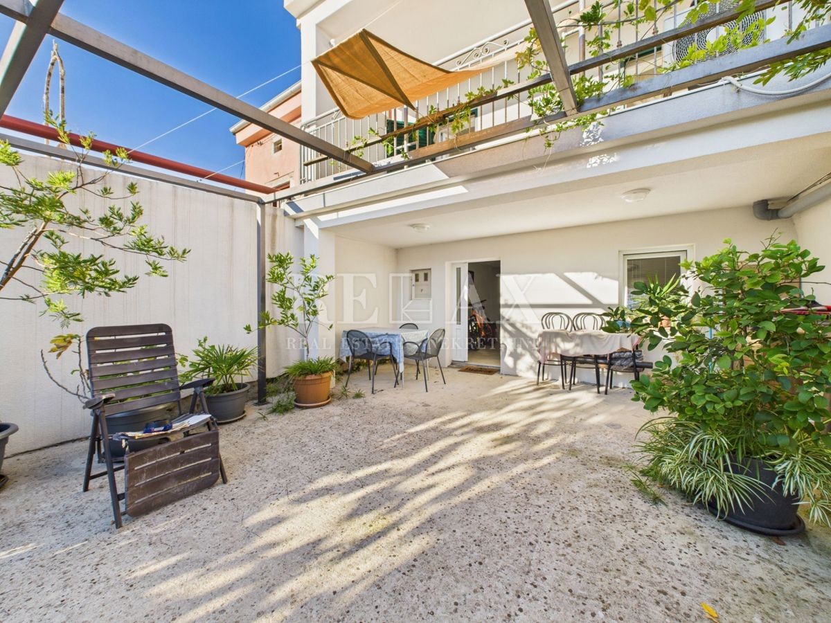 Dramalj - hiša z vrtom