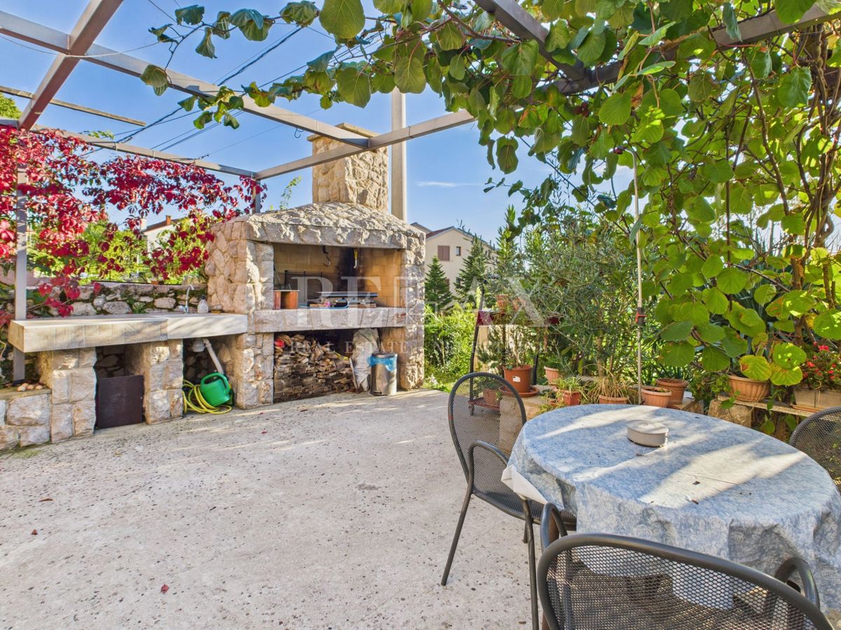 Dramalj - hiša z vrtom