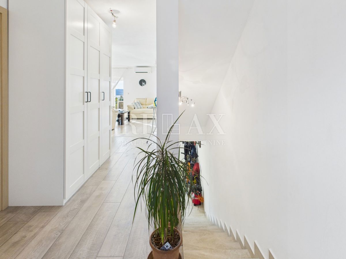 Dramalj - hiša z vrtom