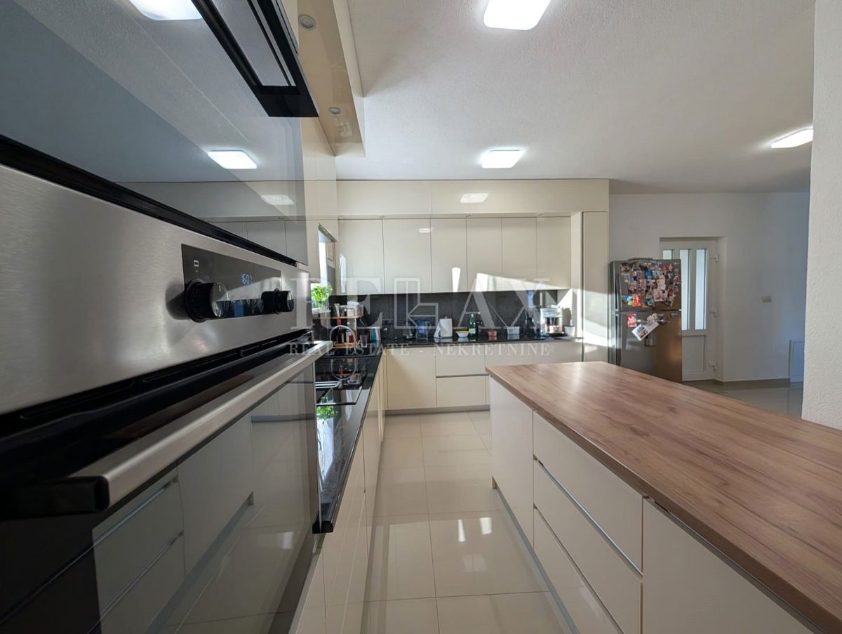 Rijeka, Zamet – Novozgrajena Hiša