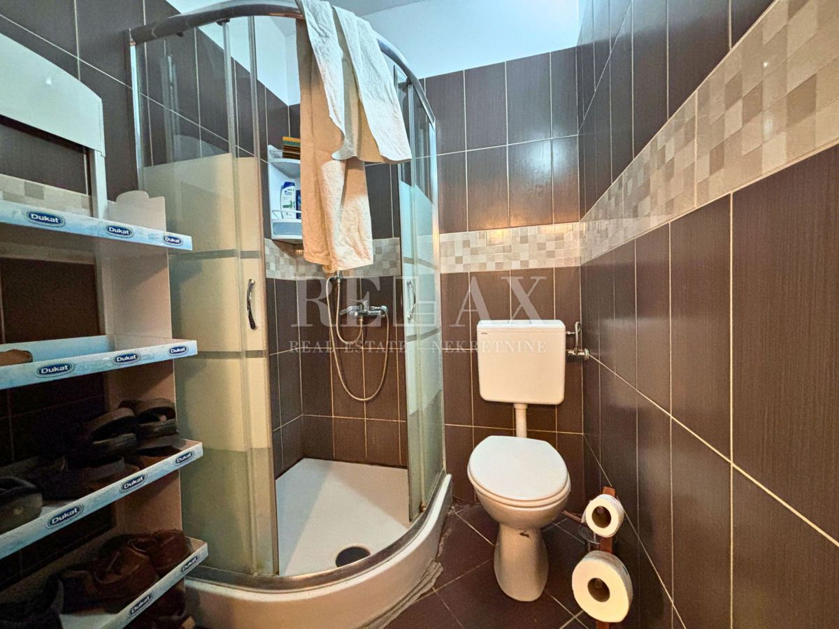 Rijeka, Mlaka - opremljeni poslovni prostori s stanovanjskim delom