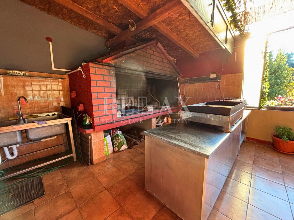 Rijeka, Mlaka - opremljeni poslovni prostori s stanovanjskim delom