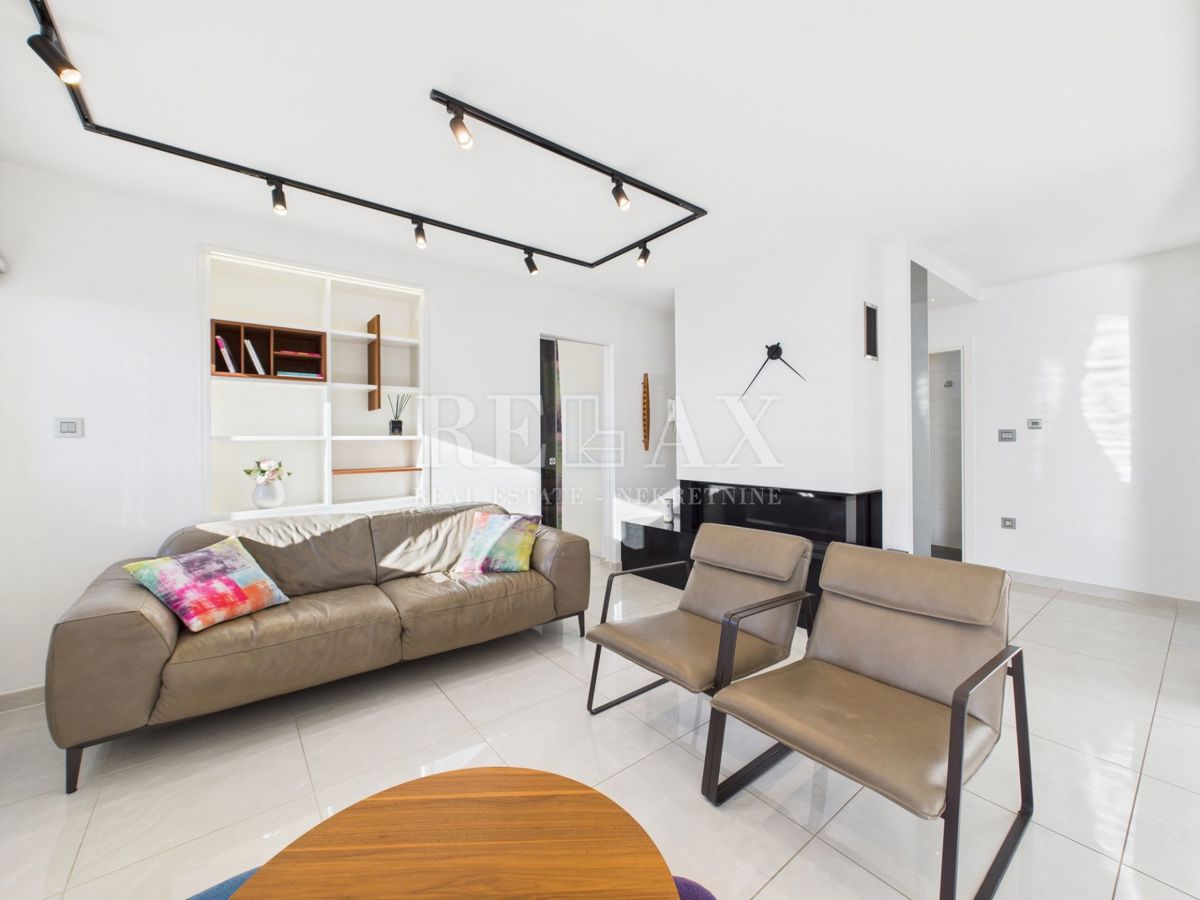 Rijeka, Drenova - luksuzno stanovanje s pogledom na morje