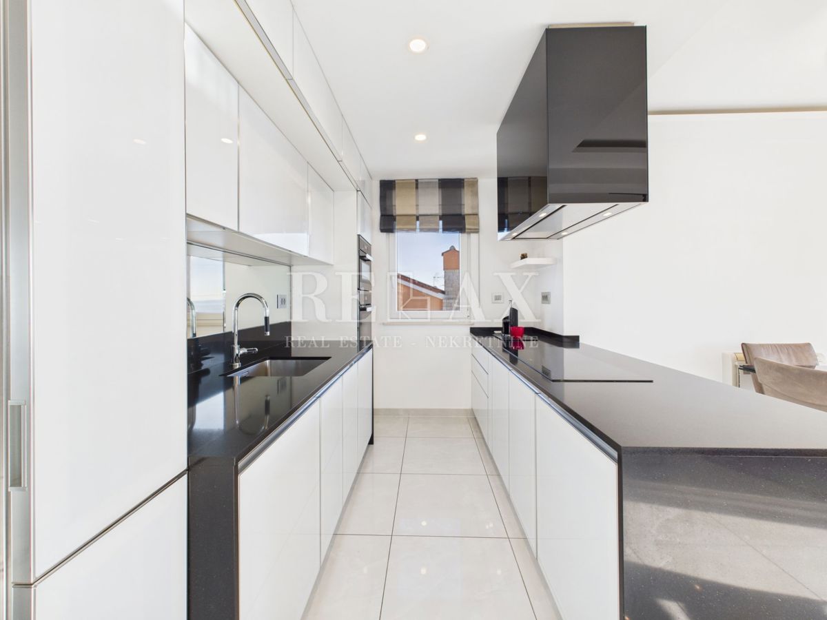 Rijeka, Drenova - luksuzno stanovanje s pogledom na morje