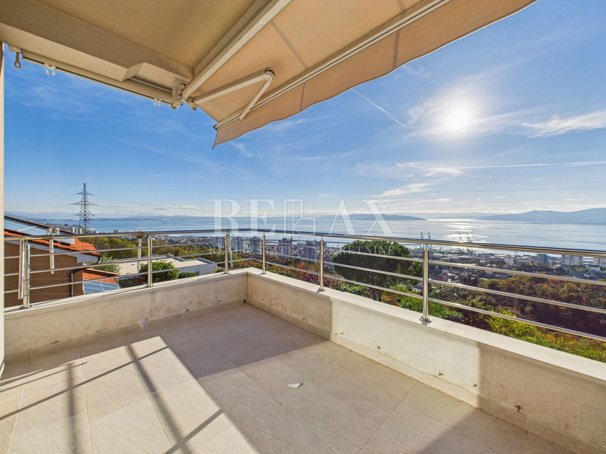 Rijeka, Drenova - luksuzno stanovanje s pogledom na morje