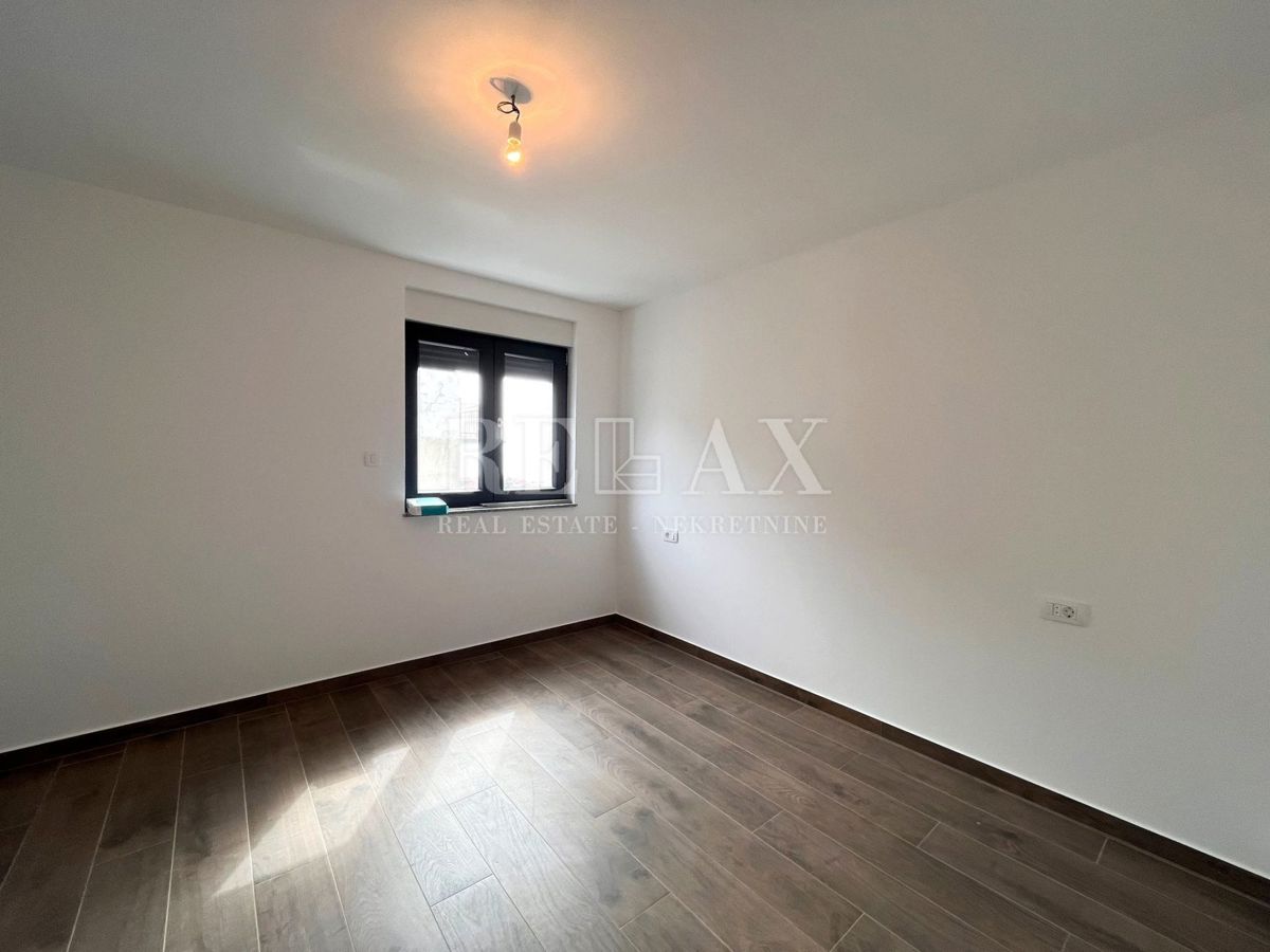 CRIKVENICA, DRAMALJ - Dvoetažni apartma s panoramskim pogledom na morje
