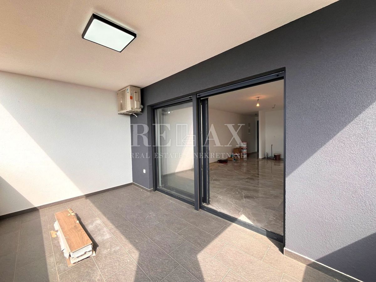 CRIKVENICA, DRAMALJ - Dvoetažni apartma s panoramskim pogledom na morje