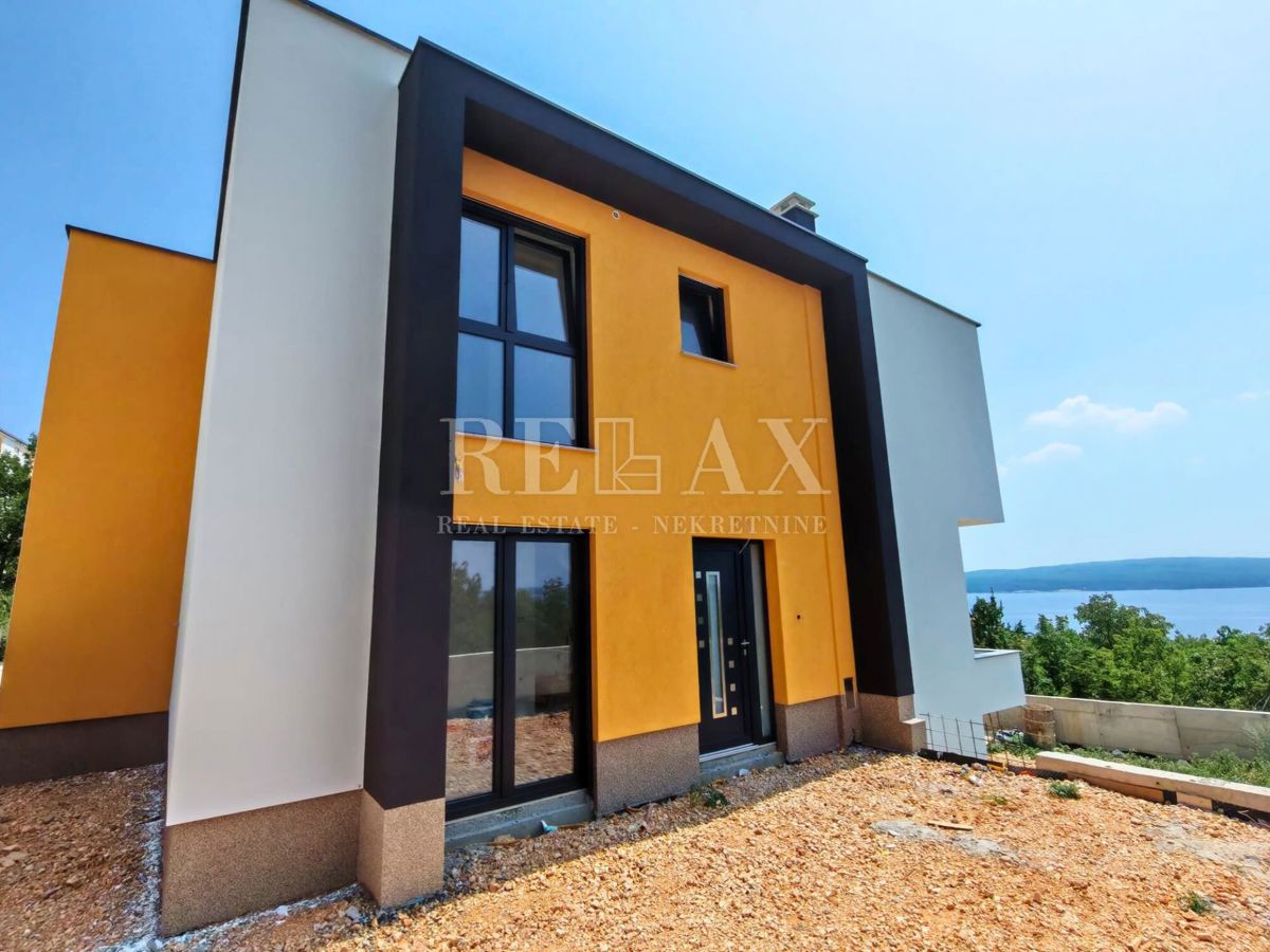 CRIKVENICA, DRAMALJ - Stanovanje v dveh etažah s panoramskim razgledom