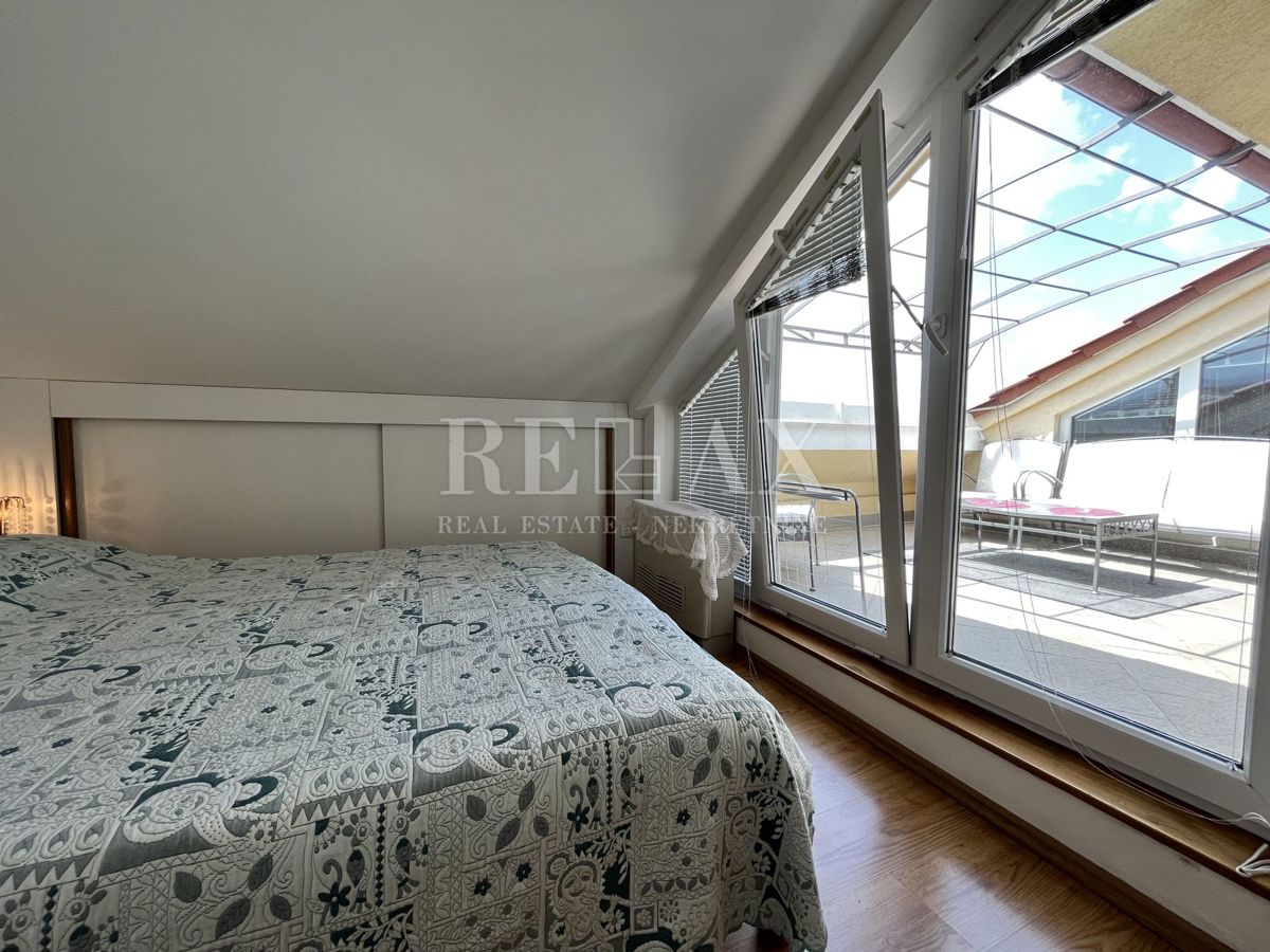 SENJ - Apartma v mansardi s čudovitim pogledom na morje