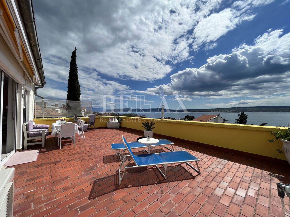 CRIKVENICA - Center mesta, stanovanje druga vrsta od morja